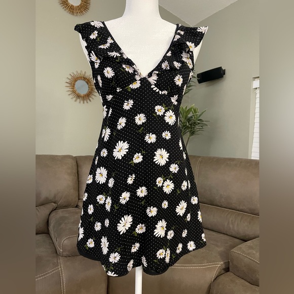 Y2K Forever 21 Black Polka Dot Daisy Skater Dress Sz S Small - Picture 2 of 9